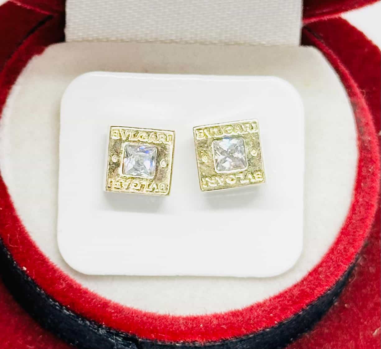 AROS CHICOS BULGARI CUADRADOS PLATA Y ORO 0.6cm x 0.6cm